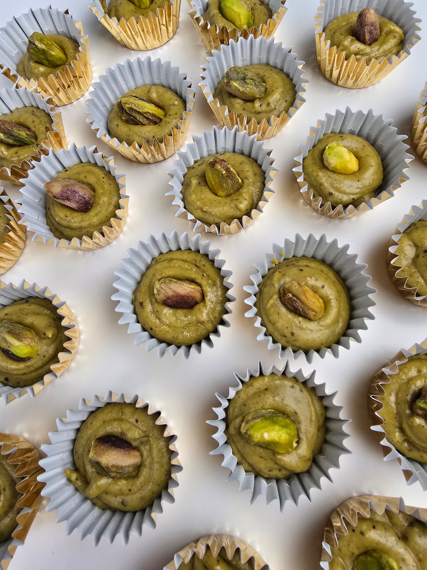 Eis-Konfekt mit Pistazien (150 gr.)